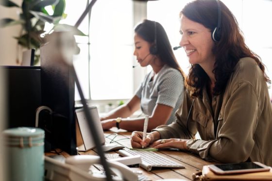 5 Types of Organizations that Need Live Chat Support