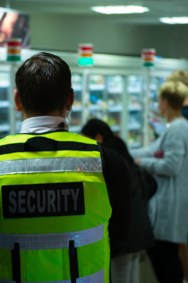8 Reasons Why You Need Security Guard Services