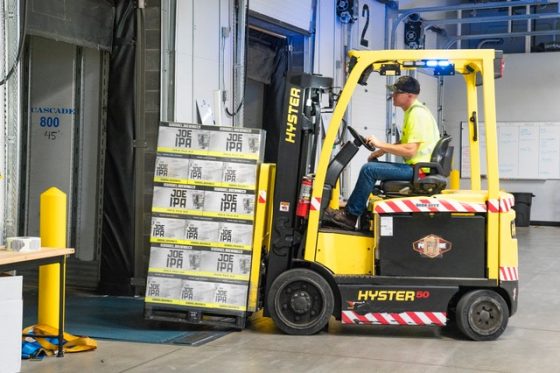 5 Core Benefits of Forklifts Rental for Your Business
