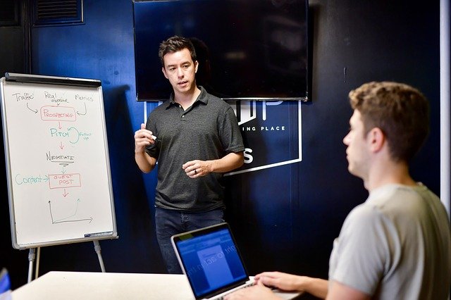 5 Reasons Why Every Entrepreneur Needs a Mentor - Entrepreneur Resources
