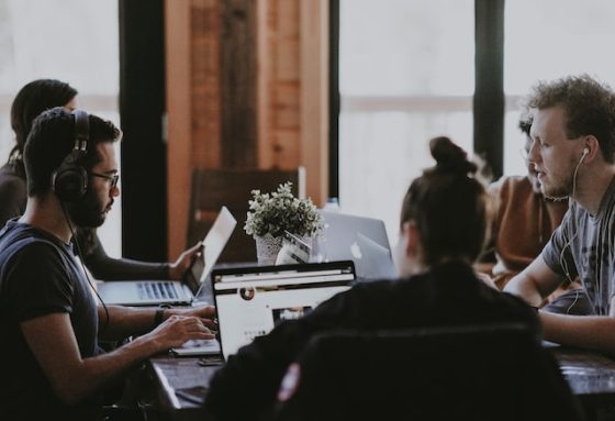 Adapting to the Future of Business: The Best Practices To Stay Ahead of the Curve